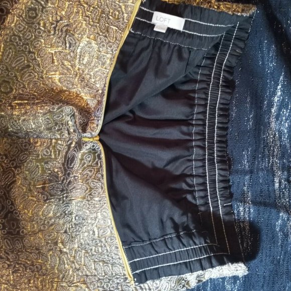 Ann Taylor LOFT Gold Embroidered Skirt Size PS - Picture 2 of 9